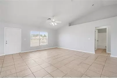 18231 Beauty Berry Ct, Lehigh Acres, FL 33972 - Photo 5