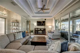 1821 SW 28th Ln, Cape Coral, FL 33914 - Photo 5