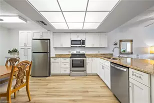 902 SW 48th Terrace, Cape Coral, FL 33914 - Photo 7