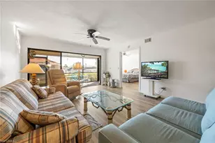 902 SW 48th Terrace, Cape Coral, FL 33914 - Photo 11