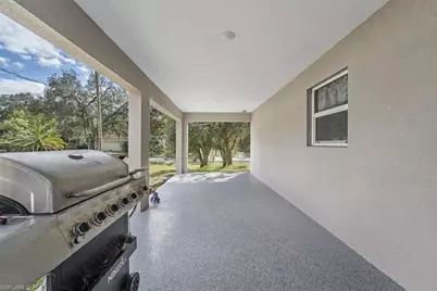 2001 E 14th St, Lehigh Acres, FL 33972 - Photo 25