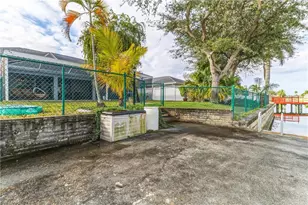 1023 SE 4th St, Cape Coral, FL 33990 - Photo 33