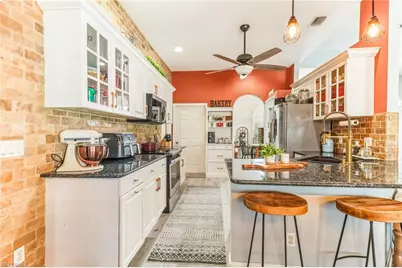 1023 SE 4th St, Cape Coral, FL 33990 - Photo 5