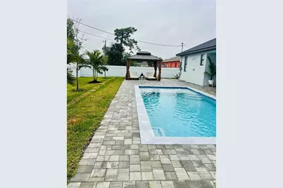 1929 NE 14th St, Cape Coral, FL 33909 - Photo 23