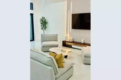 1929 NE 14th St, Cape Coral, FL 33909 - Photo 15