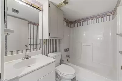 2121 Collier Ave #502, Fort Myers, FL 33901 - Photo 15