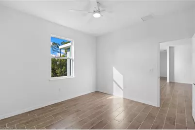 1024 SW 1st St, Cape Coral, FL 33991 - Photo 23