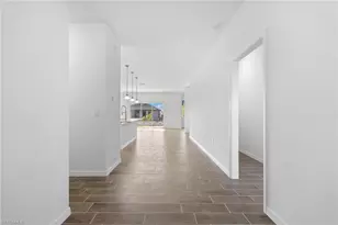 1024 SW 1st St, Cape Coral, FL 33991 - Photo 5