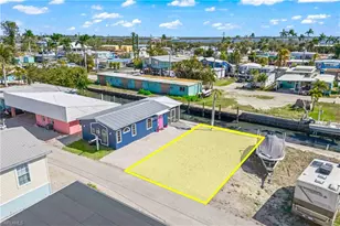 2637 Coco Plum Dr, Matlacha, FL 33993 - Photo 1