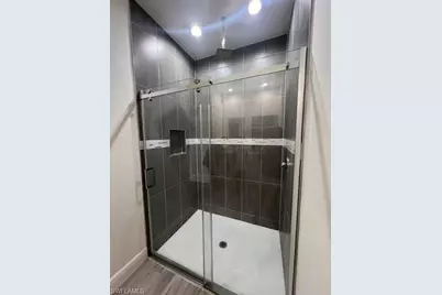 8014 Sunrise Cir, Labelle, FL 33935 - Photo 17