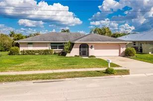 4632 Gulf Ave, North Fort Myers, FL 33903 - Photo 1