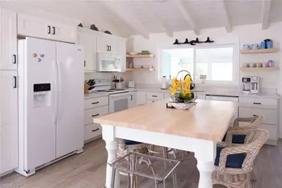 4570 Escondidio Ln, Captiva, FL 33924 - Photo 5