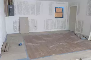 3000 Poinciana Dr, Naples, FL 34105 - Photo 3