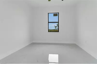 1004 NE 43rd Ter, Cape Coral, FL 33909 - Photo 25