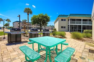 827 E Gulf Dr, Sanibel, FL 33957 - Photo 23