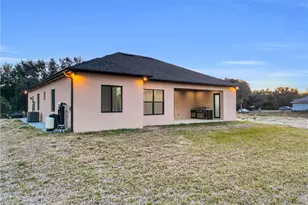 2506 73rd St W, Lehigh Acres, FL 33971 - Photo 31