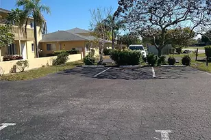 4625 SW 8th Pl, Cape Coral, FL 33914 - Photo 15