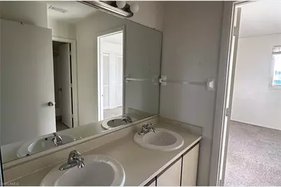 4625 SW 8th Pl #8, Cape Coral, FL 33914 - Photo 5