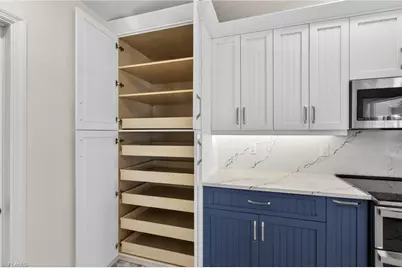 919 NW 6th Pl, Cape Coral, FL 33993 - Photo 13