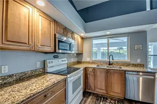 823 SW 10th St, Cape Coral, FL 33991 - Photo 27