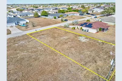 1827 NE 17th Pl, Cape Coral, FL 33909 - Photo 7