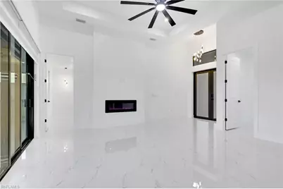 429 Tropicana Pkwy E, Cape Coral, FL 33909 - Photo 5