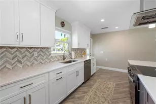 7238 Coca Sabal Ln, Fort Myers, FL 33908 - Photo 5