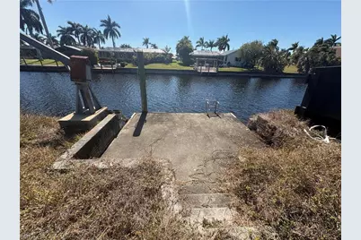 1930 SE 37th St, Cape Coral, FL 33904 - Photo 3