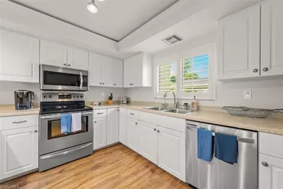 15664 Carriedale Ln #2, Fort Myers, FL 33912 - Photo 7