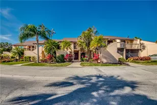 15489 Admiralty Cir, North Fort Myers, FL 33917 - Photo 5