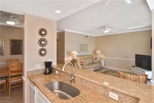 10361 Butterfly Palm Dr, Fort Myers, FL 33966 - Photo 17