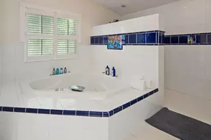 100 Fairview Ave, Fort Myers, FL 33905 - Photo 23