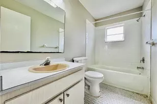 3619 SE 9th Pl, Cape Coral, FL 33904 - Photo 23