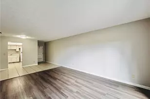 3619 SE 9th Pl, Cape Coral, FL 33904 - Photo 7