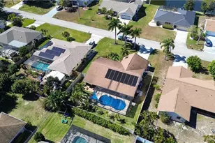 611 SE 20th Pl, Cape Coral, FL 33990 - Photo 9