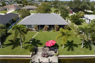 209 SE 20th Ct, Cape Coral, FL 33990 - Photo 5