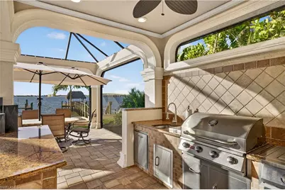 12782 Yacht Club Cir, Fort Myers, FL 33919 - Photo 19