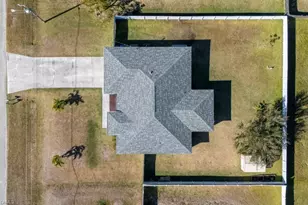 3909 NE 16th Ave, Cape Coral, FL 33909 - Photo 21