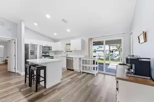 3909 NE 16th Ave, Cape Coral, FL 33909 - Photo 3