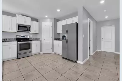 1826 NW 7th Pl, Cape Coral, FL 33993 - Photo 5