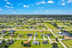 1826 NW 7th Pl, Cape Coral, FL 33993 - Photo 27