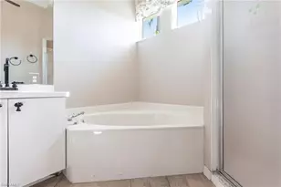 8361 Trentwood Ct, Fort Myers, FL 33912 - Photo 25