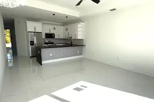 209-211 W 12th St, Lehigh Acres, FL 33972 - Photo 9