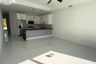 209-211 W 12th St, Lehigh Acres, FL 33972 - Photo 11