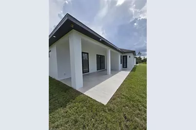 837 Foxtail St, Lehigh Acres, FL 33974 - Photo 7