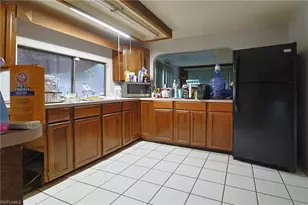 6850 Carmelita Dr, Fort Myers, FL 33905 - Photo 27