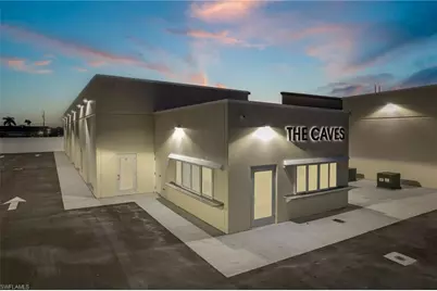 4319 SW 9th Ave #8, Cape Coral, FL 33914 - Photo 3