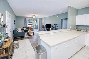 1040 Hancock Creek S Blvd, Cape Coral, FL 33909 - Photo 11