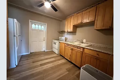 244 Labelle Ave, Fort Myers, FL 33905 - Photo 11