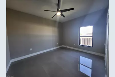 654 NE 5th Pl, Cape Coral, FL 33993 - Photo 17